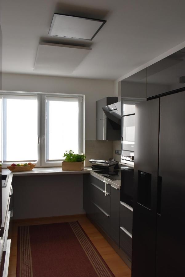 Holiday Home Znojmo W/ Wellness & Wine Exterior photo