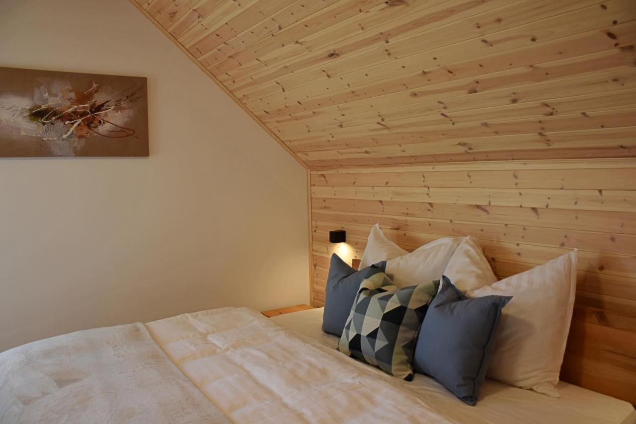 Holiday Home Znojmo W/ Wellness & Wine Exterior photo