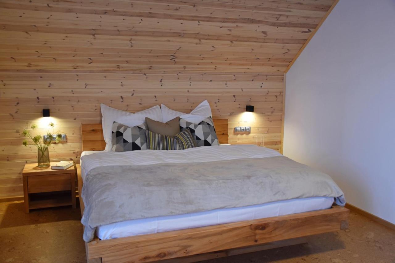 Holiday Home Znojmo W/ Wellness & Wine Exterior photo