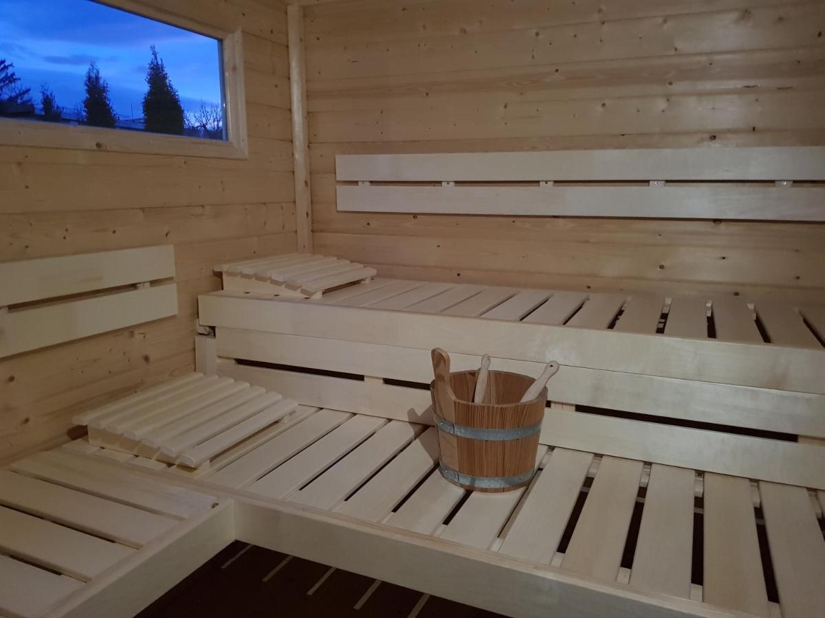 Holiday Home Znojmo W/ Wellness & Wine Exterior photo